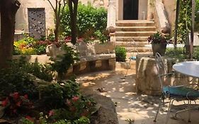 Il Giardino Della Regina